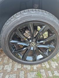 Auto volkswagen T-roc
