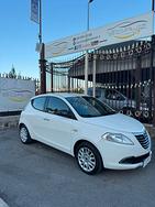 Lancia Ypsilon 1.3 MJT 16V 95 CV 5 porte S&S Silve