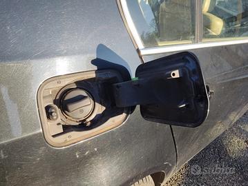 Sportello carburante BMW 530 2993cc XD E61LI del 2