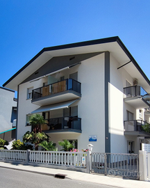Sabbiadoro vicino alla spiaggia e al centro