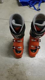 scarponi sci tecnica icon carbon  scafo 304 