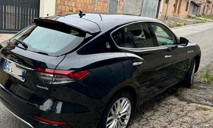 Maserati levante anno 2021