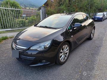 Opel Astra GTC J 1.7 CDTI Cosmo S&S Full optional