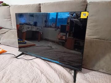 SMART TV NUOVO SCHERMO DANNEGGIATO