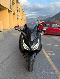 Honda forza 350 delux