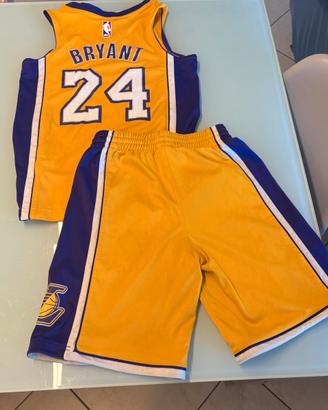 Completo Kobe Bryant
