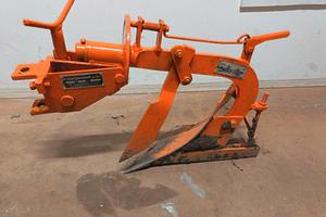 aratro monovomere  per motocoltivatore Biagioli