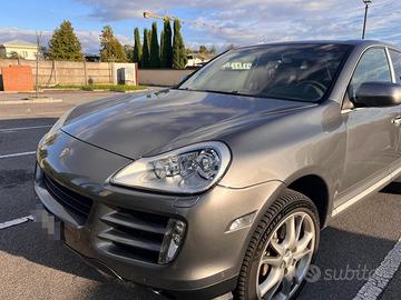 Porsche Cayenne 2010