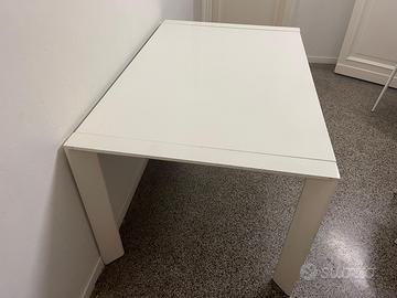Tavolo allungabile laccato bianco