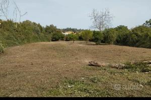 Area uso attrezzature di quartiere Via Epomeo