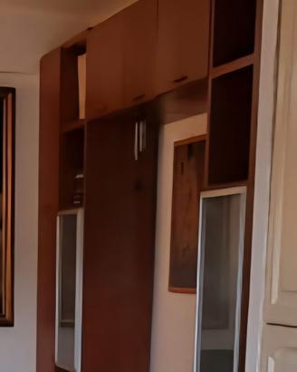 Parete attrezzata per divano o tv in legno massell