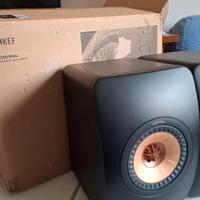 KEF LS50 META diffusori da scaffale