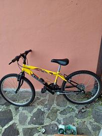 Bicicletta sportiva 24"