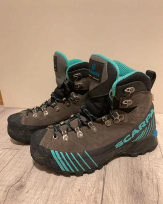Scarponi marca Scarpa mod Ribelle 37,5