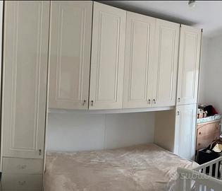 Camera compresa di letto