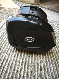 borse/bauli marca GIVI per YAMAHA TRACER 2018/2020