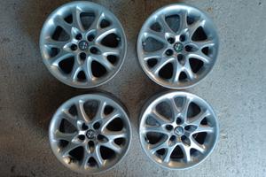 SET 4 CERCHI IN LEGA 15 ALFA ROMEO 147 - 6,5Jx15H2