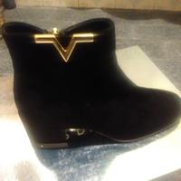 Stivaletti neri PAS de Rouge