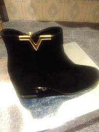 Stivaletti neri PAS de Rouge