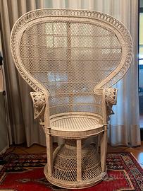 Poltrona pavone bianca vimini / rattan vintage