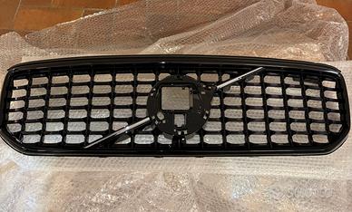 Griglia radiatore Volvo XC40 Plus Dark - NUOVA