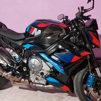 Bmw m 1000 r - 2024