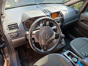Opel Zafira  turbo metano
