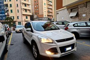 Ford Kuga 2,0TDCI-S&S 4WD Powershift Titanium X