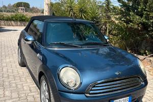 stupenda Mini cooper cabriolet