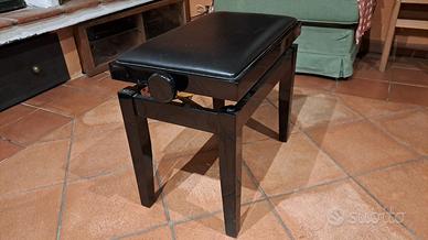 sgabello per pianoforte