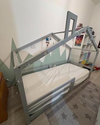 letto per bambini con materasso a forma di casa