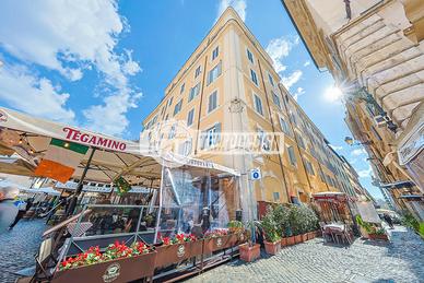 NEL CUORE AUTENTICO DI ROMA - CAMPO DE' FIORI