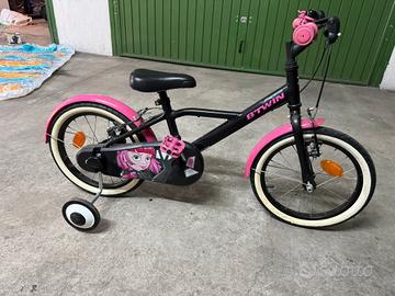 Bici da bambina con rotelle