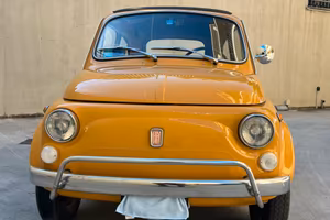 Fiat 500 L d’epoca (1969) - Arancione - da vetrina