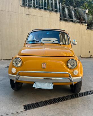 Fiat 500 L d’epoca (1969) - Arancione - da vetrina