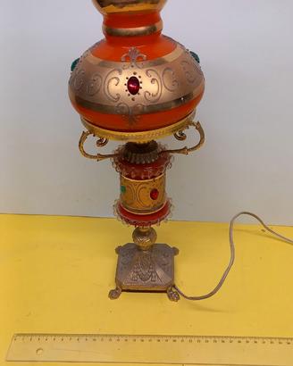 Lampada da comodino, da salotto o da scrivania vin