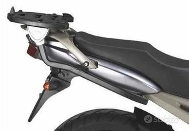 ATTACCO POSTERIORE FAZER 98-99 GIVI NUOVO