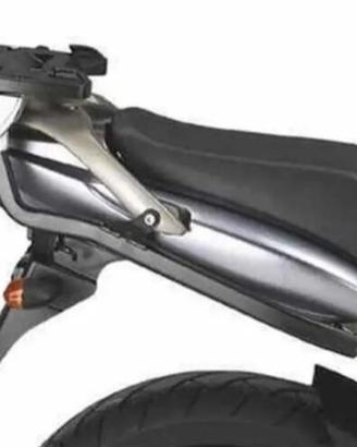 ATTACCO POSTERIORE FAZER 98-99 GIVI NUOVO