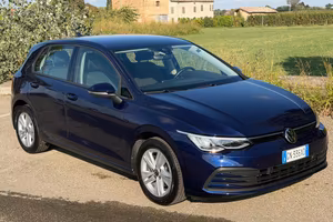 VOLKSWAGEN Golf 1.0 eTSI EVO DSG Life
