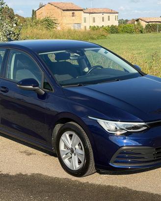 VOLKSWAGEN Golf 1.0 eTSI EVO DSG Life