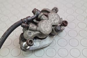 PINZA ANTERIORE HONDA XR 650 R 2001 2002 XR650 200