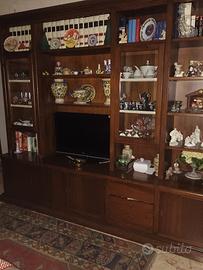 parete attrezzata in arte povera 