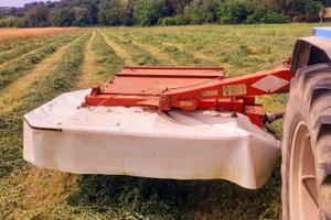 Falciatrice con condizionatore Kuhn FC 200 R