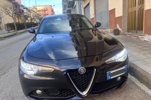 Alfa Romeo Giulia 2.2 150cv