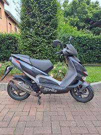 Aprilia Sr