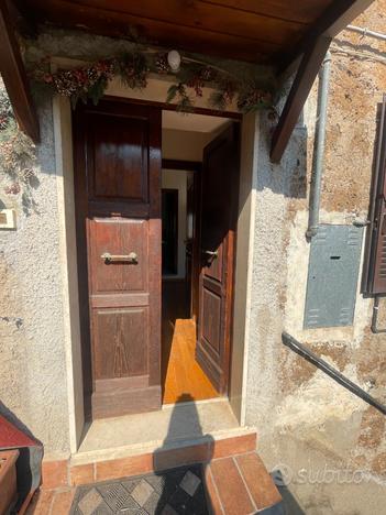 Palazzetto cielo-terra con affaccio panoramico