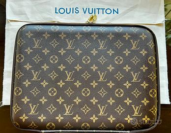 Louis Vuitton porta documenti