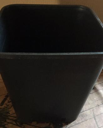 Vaso Quadrato 23x23xH26 - 11 litri