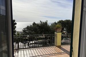 Arenzano centralissimo fronte mare