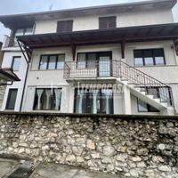 DUE LOCALI SENZA SPESE VISTA LAGO